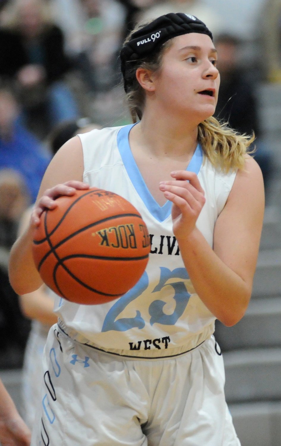 Sullivan West’s Riley Ernst netted 8 points for the Lady Bulldogs.